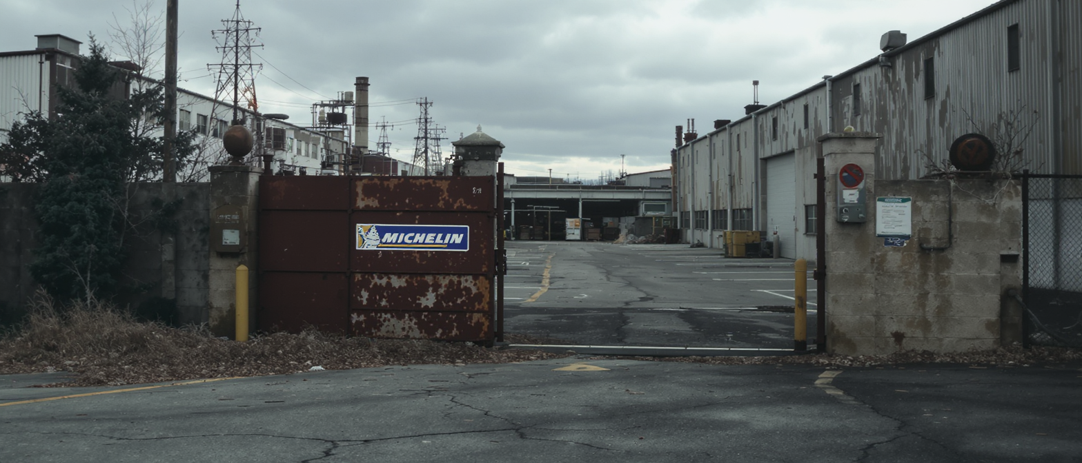 michelin rembourse 4,3 millions d&rsquo;euros &agrave; l&rsquo;&eacute;tat apr&egrave;s la fermeture d&rsquo;un de ses sites, marquant un &eacute;pisode important dans la gestion de ses activit&eacute;s en france.