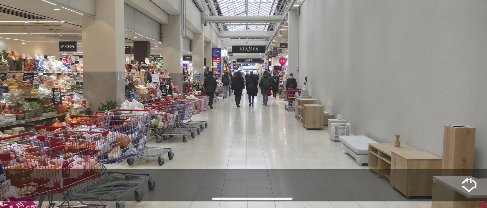 d&eacute;couvrez comment l'empire mulliez, de auchan &agrave; alin&eacute;a, fait face aux d&eacute;fis majeurs et aux turbulences actuelles du secteur du commerce.
