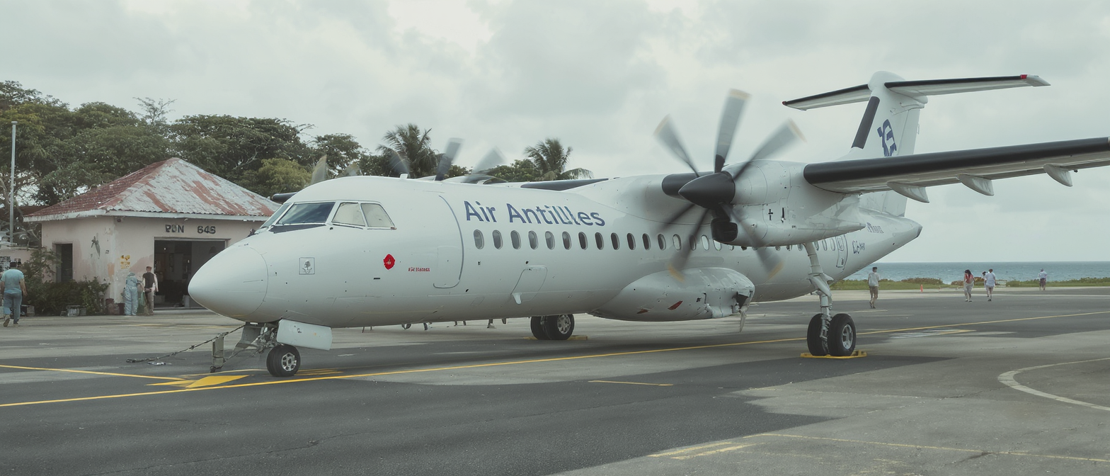 d&eacute;couvrez les enjeux majeurs li&eacute;s &agrave; la possible disparition d'air antilles et son impact sur la continuit&eacute; du transport a&eacute;rien r&eacute;gional dans les cara&iuml;bes.