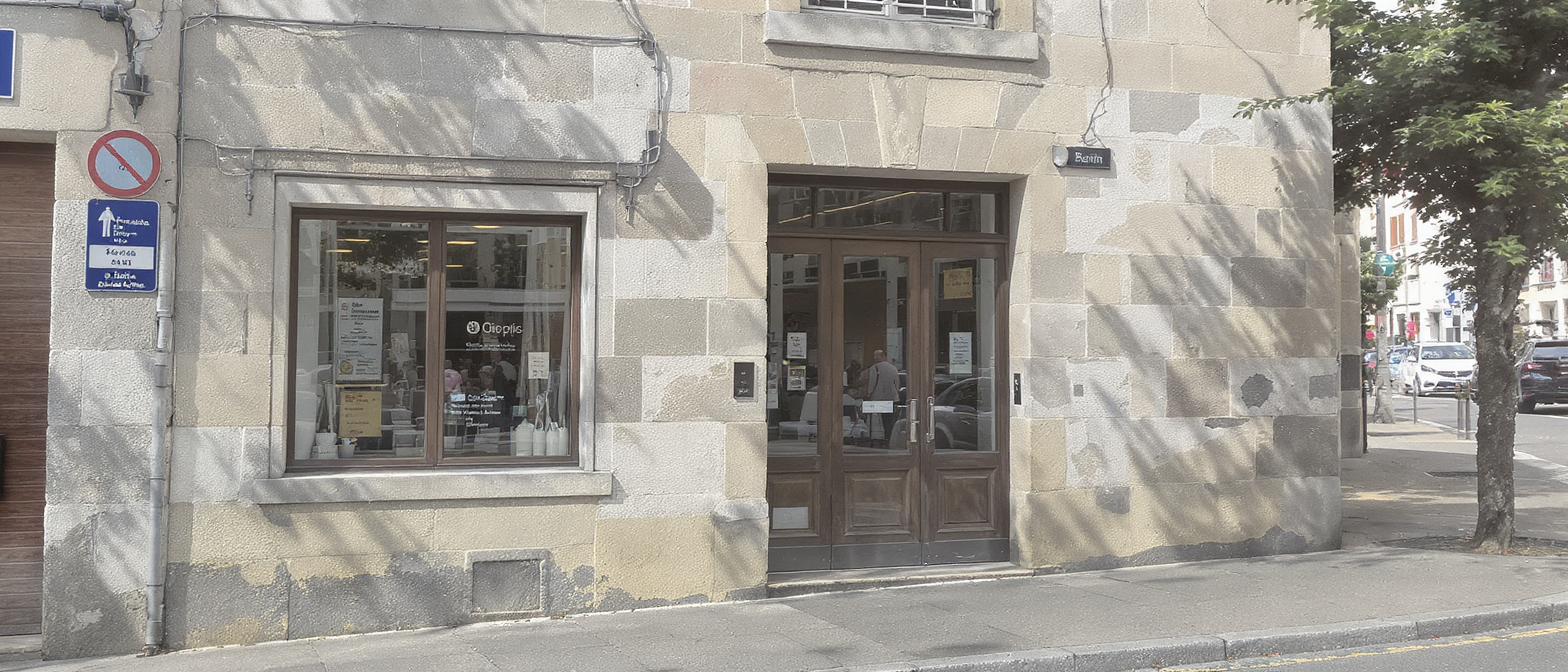 d&eacute;couvrez les services de proximit&eacute; du cr&eacute;dit agricole charente p&eacute;rigord, sp&eacute;cialiste de la gestion des comptes et solutions financi&egrave;res adapt&eacute;es aux besoins des particuliers et professionnels de la r&eacute;gion.