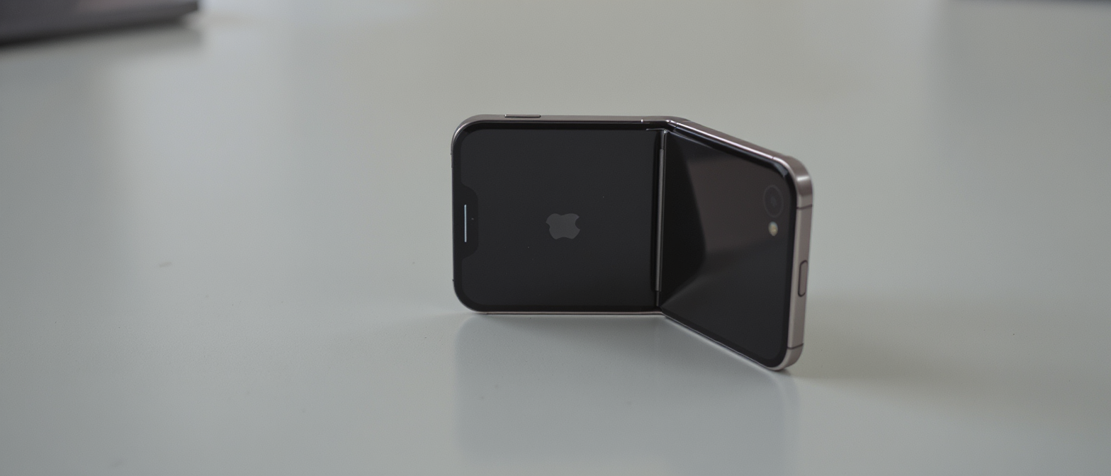 découvrez en vidéo l'iphone duo, le tout premier smartphone pliable d'apple, alliant innovation et design exceptionnel.
