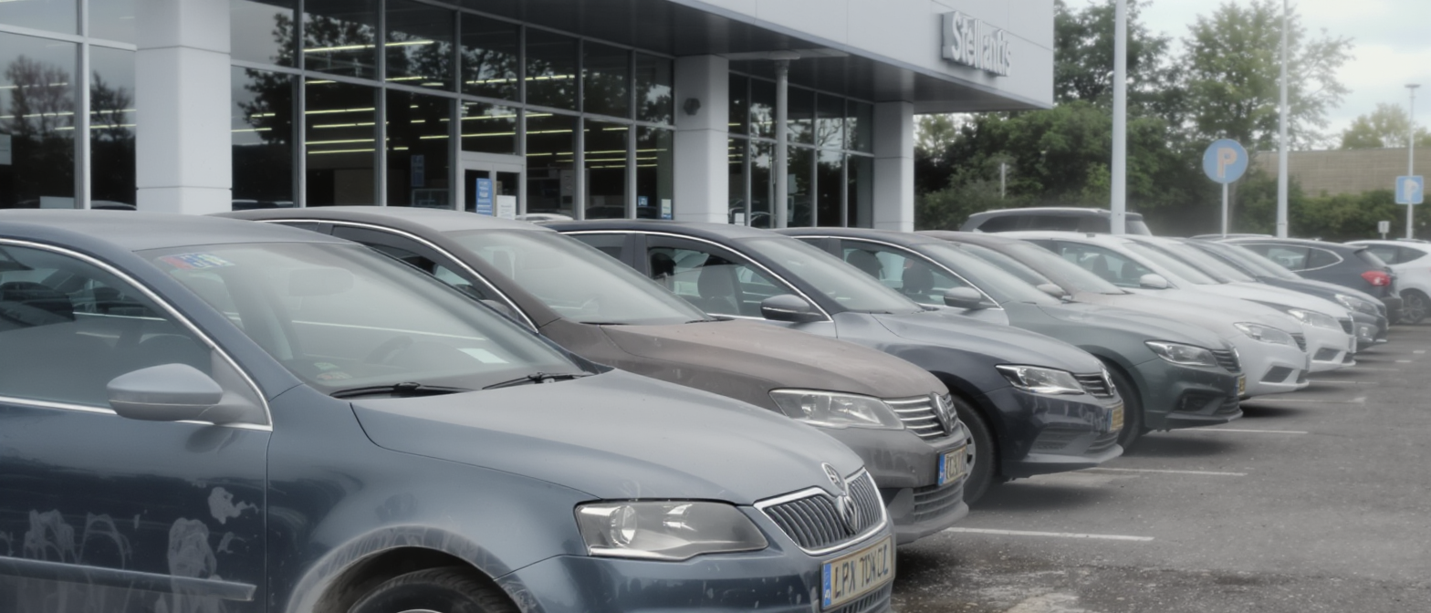 stellantis reste dans le rouge et peine &agrave; relancer ses ventes en europe comme en am&eacute;rique, malgr&eacute; ses efforts pour redresser la situation.